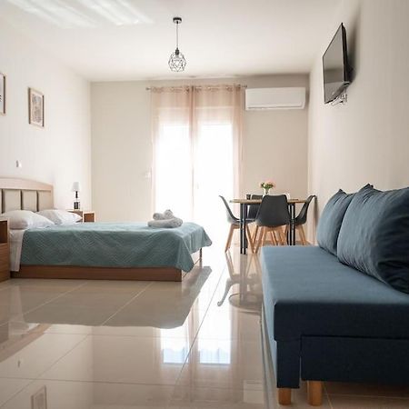 Anesis Airport Rooms 204 Koropi Esterno foto